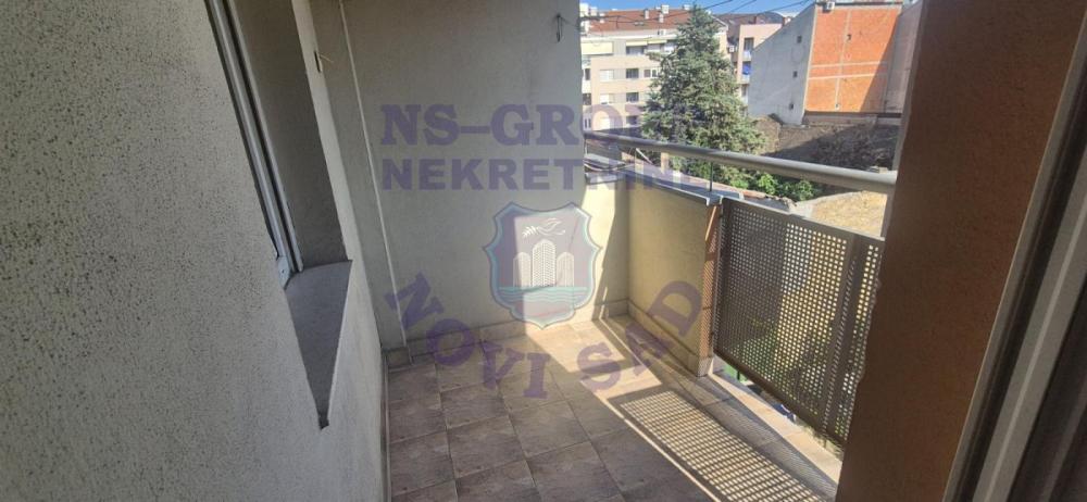 Slika 8 - Unikatna nekretnina u centru! Vredno Vase paznje!