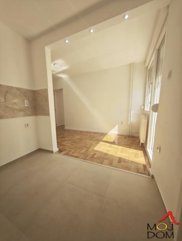 Slika 5 - Stan,NOVI SAD,DETELINARA,kv: 58, € 160680, ID: 1032795