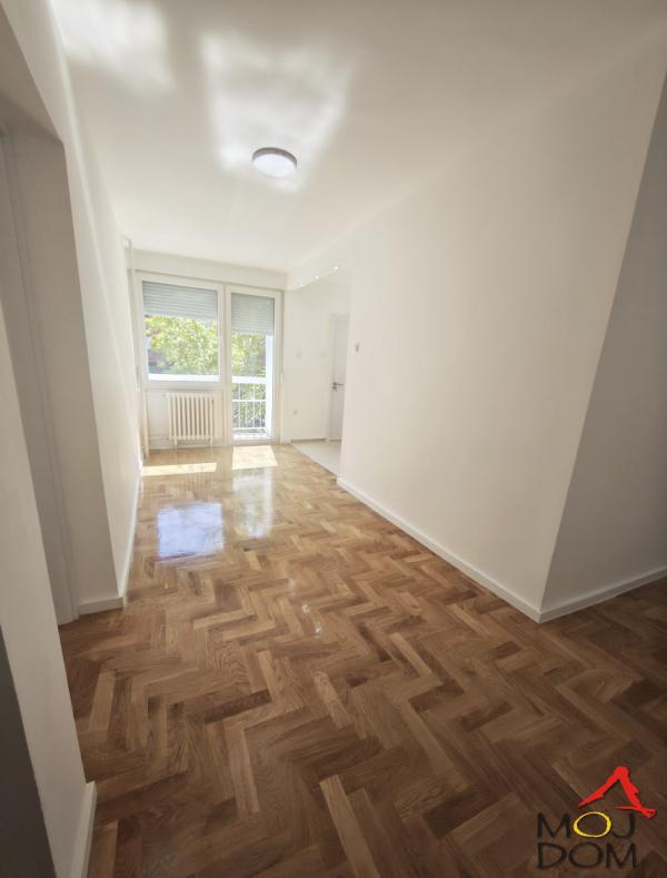 Slika 7 - Stan,NOVI SAD,DETELINARA,kv: 58, € 160680, ID: 1032795