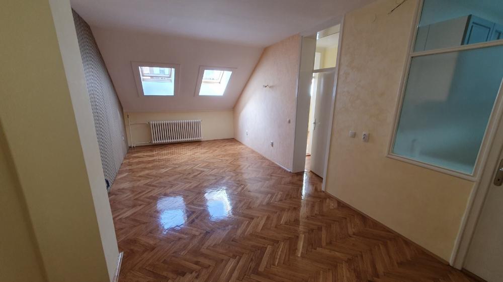 Slika 4 - Stan,NOVI SAD,GRBAVICA,kv: 45.00, € 129000, ID: 1058877