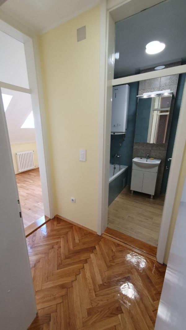 Slika 11 - Stan,NOVI SAD,GRBAVICA,kv: 45.00, € 129000, ID: 1058877