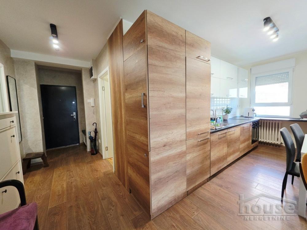 Slika 10 - Stan,NOVI SAD,LIMAN 4,kv: 60.00, € 194000, ID: 1066261