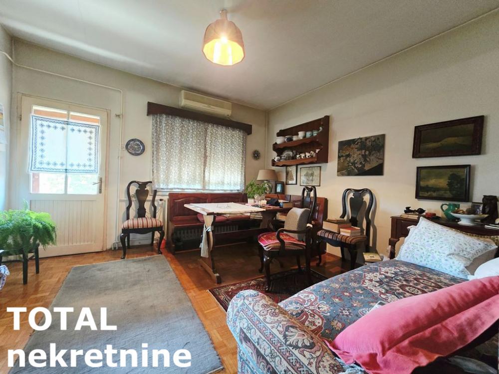 Slika 7 - Stan,NOVI SAD,CENTAR,kv: 75.00, € 172500, ID: 1103111
