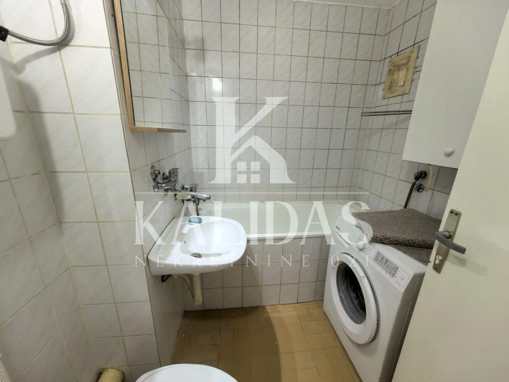 Slika 8 - Stan,NOVI SAD,LIMAN 4,kv: 50, € 154500, ID: 1008989