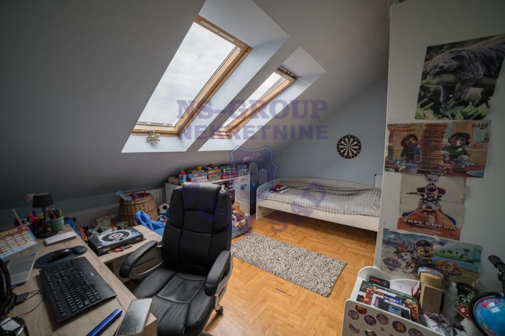 Slika 4 - Dvoiposoban, 52m2, Podbara Novi Sad, sa terasom, ima lift