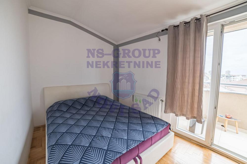 Slika 8 - Dvoiposoban, 52m2, Podbara Novi Sad, sa terasom, ima lift