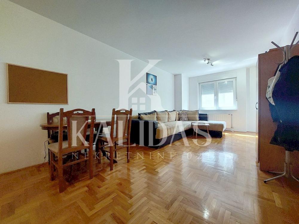 Slika 1 - Stan,NOVI SAD,CENTAR,kv: 45, € 154500, ID: 1008991
