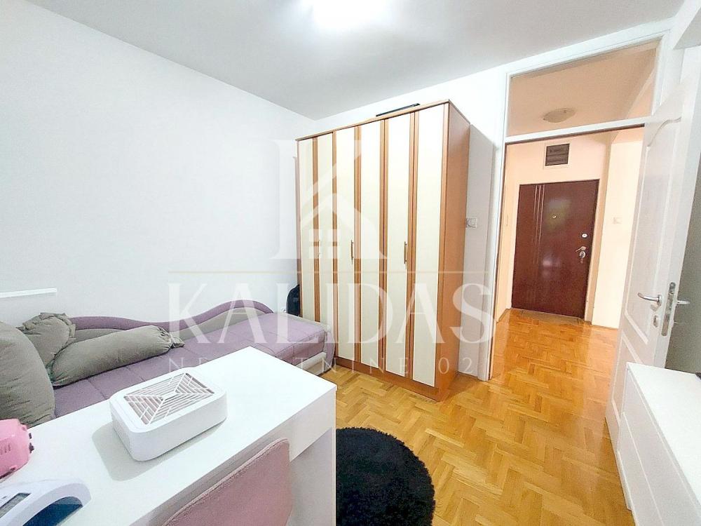 Slika 7 - Stan,NOVI SAD,CENTAR,kv: 45, € 154500, ID: 1008991