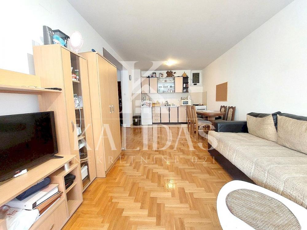 Slika 3 - Stan,NOVI SAD,CENTAR,kv: 45, € 154500, ID: 1008991