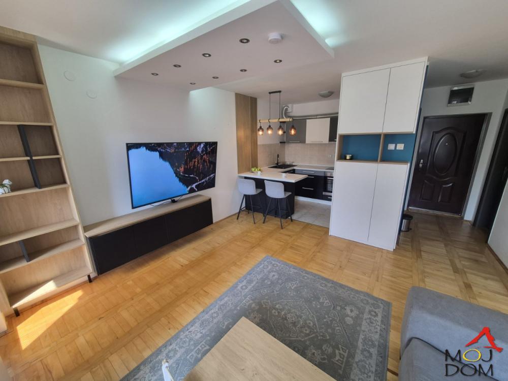 Slika 9 - Stan,NOVI SAD,SALAJKA,kv: 42, € 139000, ID: 1032805