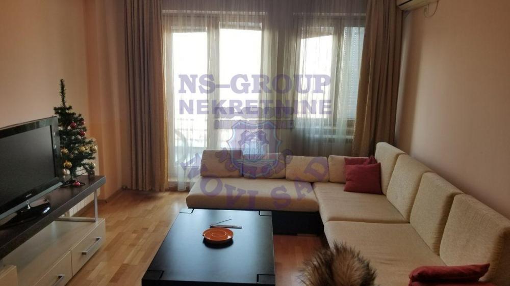 Glavna slika -452171-Nekretnina na jednoj od najtraženijih delova grada. 