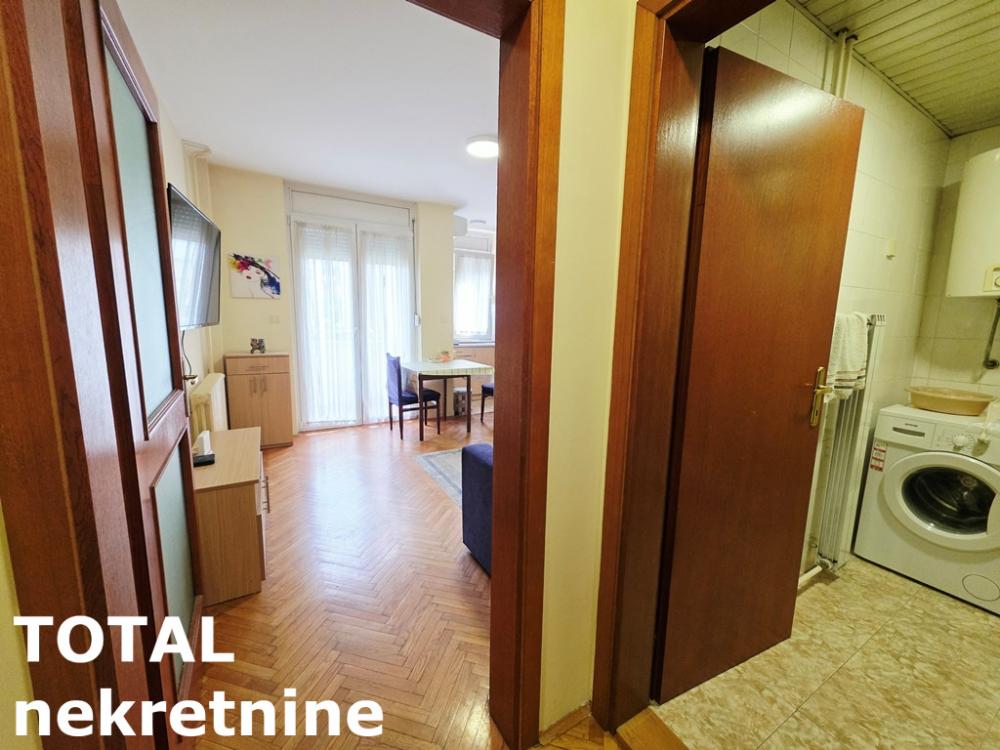 Slika 7 - Stan,NOVI SAD,PODBARA,kv: 24.00, € 87550, ID: 1103115