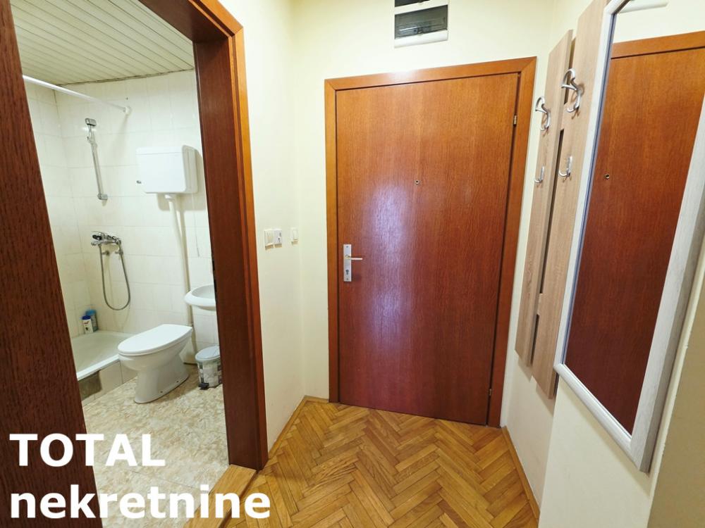 Slika 8 - Stan,NOVI SAD,PODBARA,kv: 24.00, € 87550, ID: 1103115