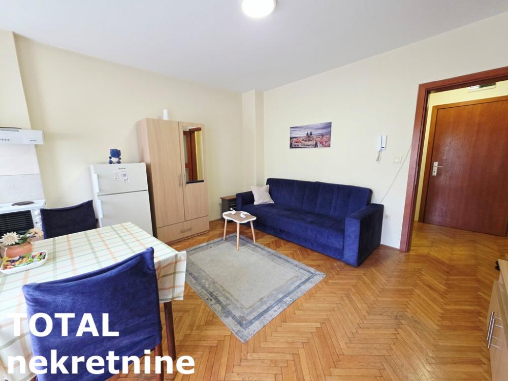 Slika 3 - Stan,NOVI SAD,PODBARA,kv: 24.00, € 87550, ID: 1103115