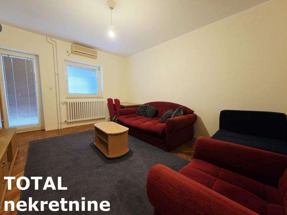 Glavna slika -Stan,NOVI SAD,GRBAVICA,kv: 32.00, € 100000, ID: 1103101