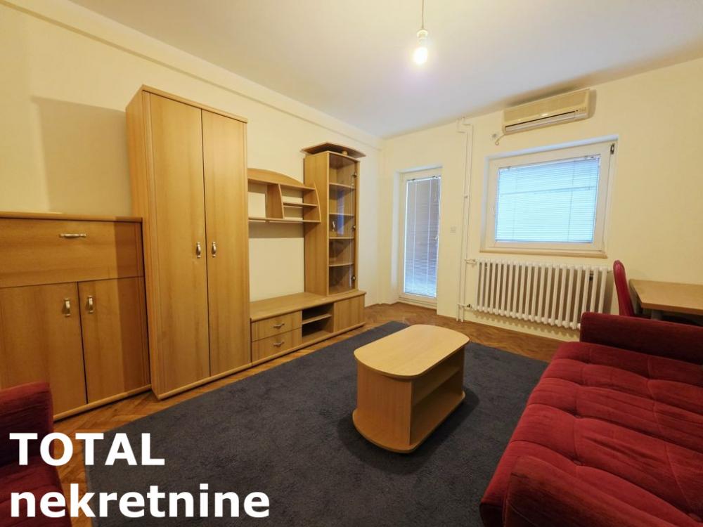 Slika 1 - Stan,NOVI SAD,GRBAVICA,kv: 32.00, € 100000, ID: 1103101