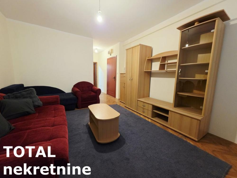 Slika 2 - Stan,NOVI SAD,GRBAVICA,kv: 32.00, € 100000, ID: 1103101