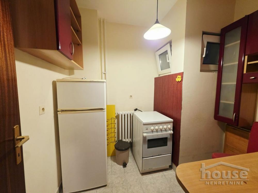 Slika 4 - Stan,NOVI SAD,GRBAVICA,kv: 32.00, € 100000, ID: 1066255