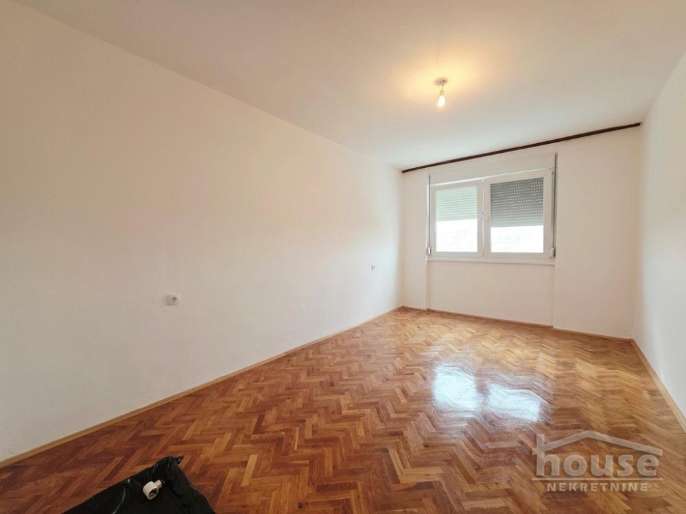 Slika 5 - Stan,NOVI SAD,CARA DUŠANA,kv: 43.00, € 103200, ID: 1066268