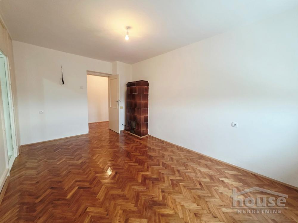 Slika 1 - Stan,NOVI SAD,CARA DUŠANA,kv: 43.00, € 103200, ID: 1066268