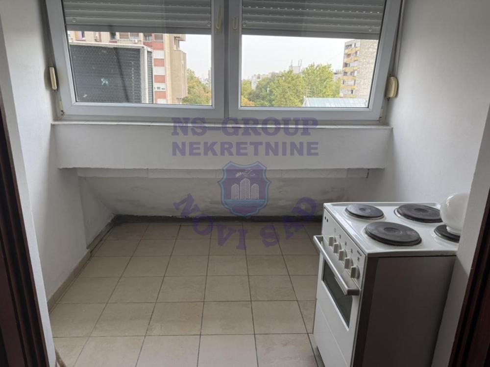 Slika 3 - Prodaja stana, 29m2, Bulevar oslobođenja Novi Sad