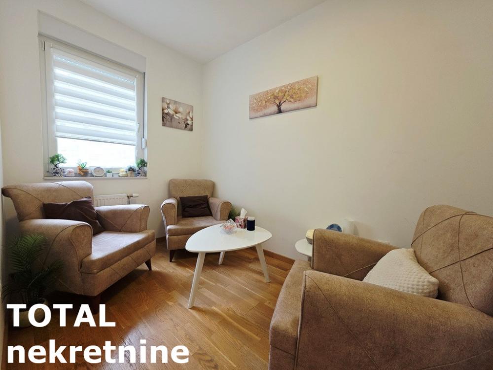 Slika 4 - Stan,NOVI SAD,PODBARA,kv: 33.00, € 130000, ID: 1103108
