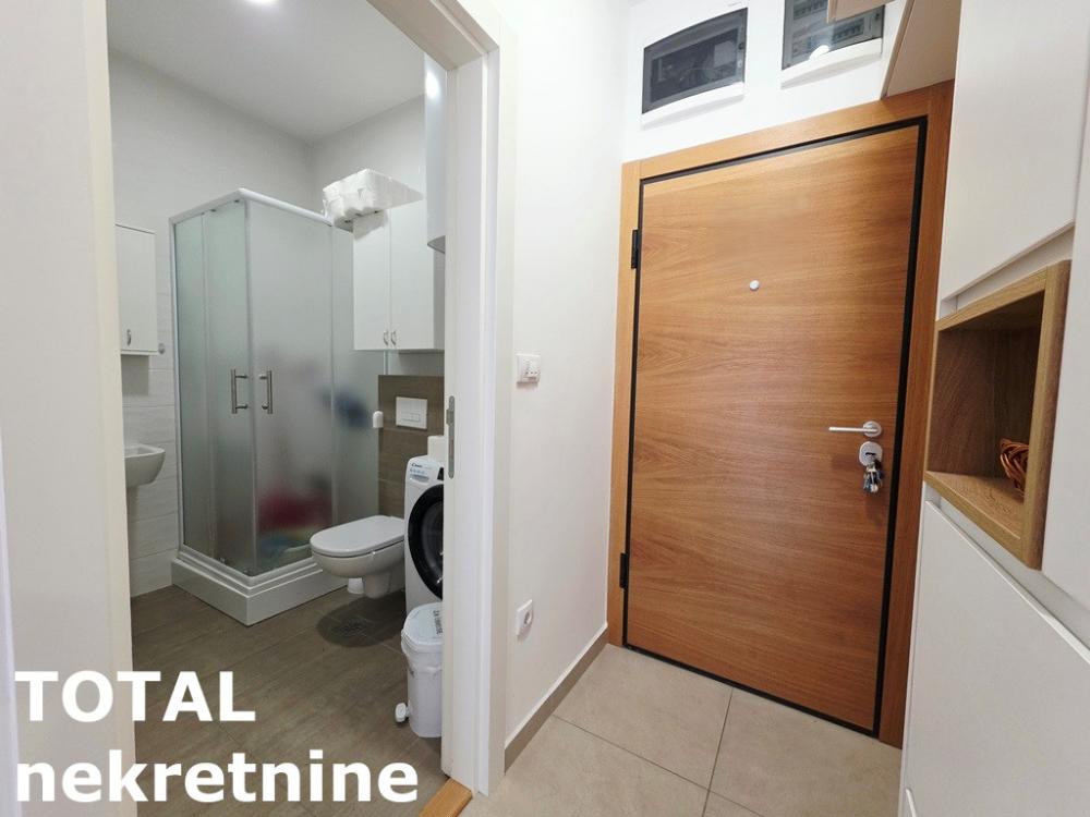 Slika 7 - Stan,NOVI SAD,PODBARA,kv: 33.00, € 130000, ID: 1103108