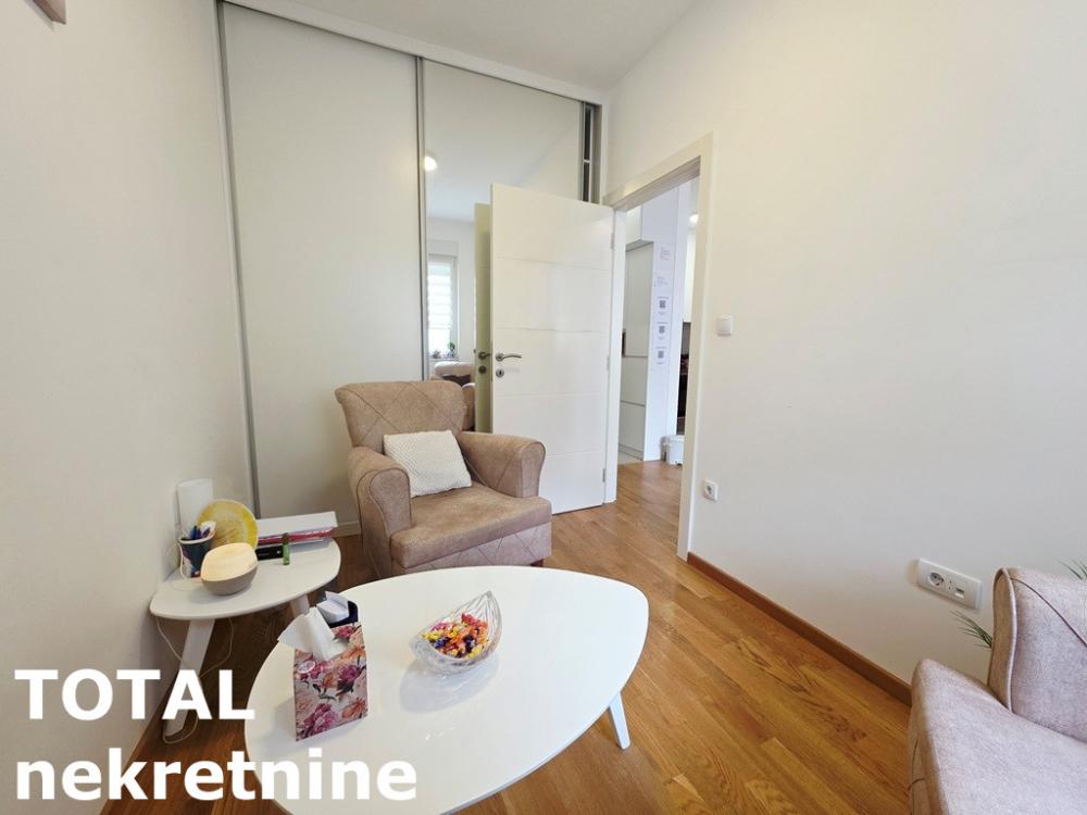 Slika 5 - Stan,NOVI SAD,PODBARA,kv: 33.00, € 130000, ID: 1103108