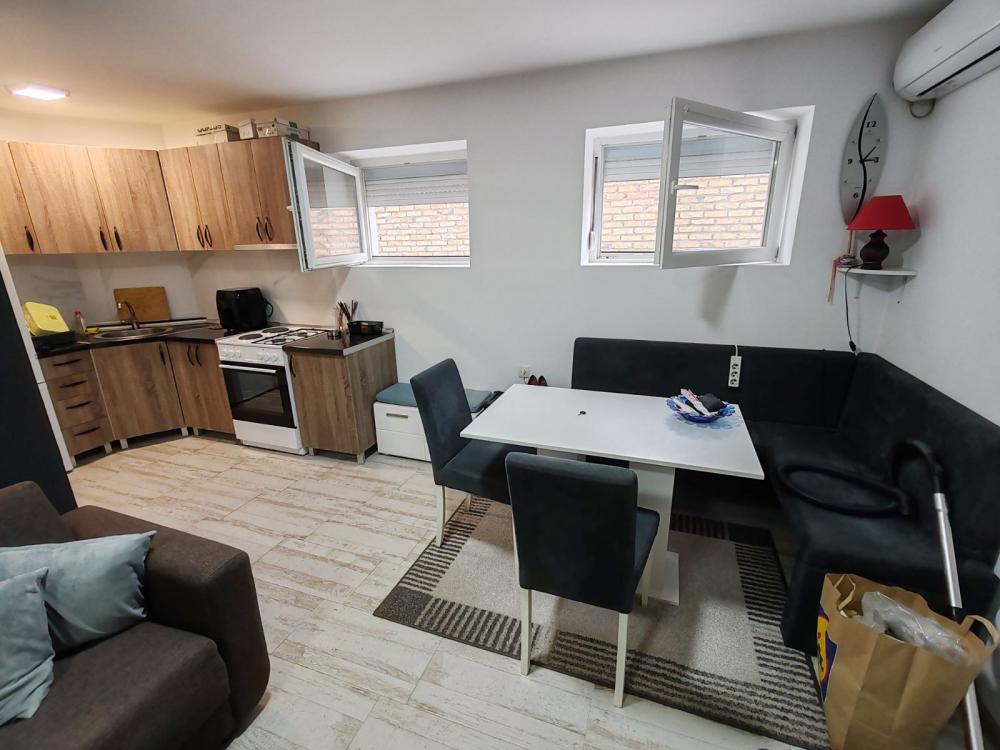 Slika 2 - Stan,NOVI SAD,VETERNIK,kv: 31.00, € 63900, ID: 1059741