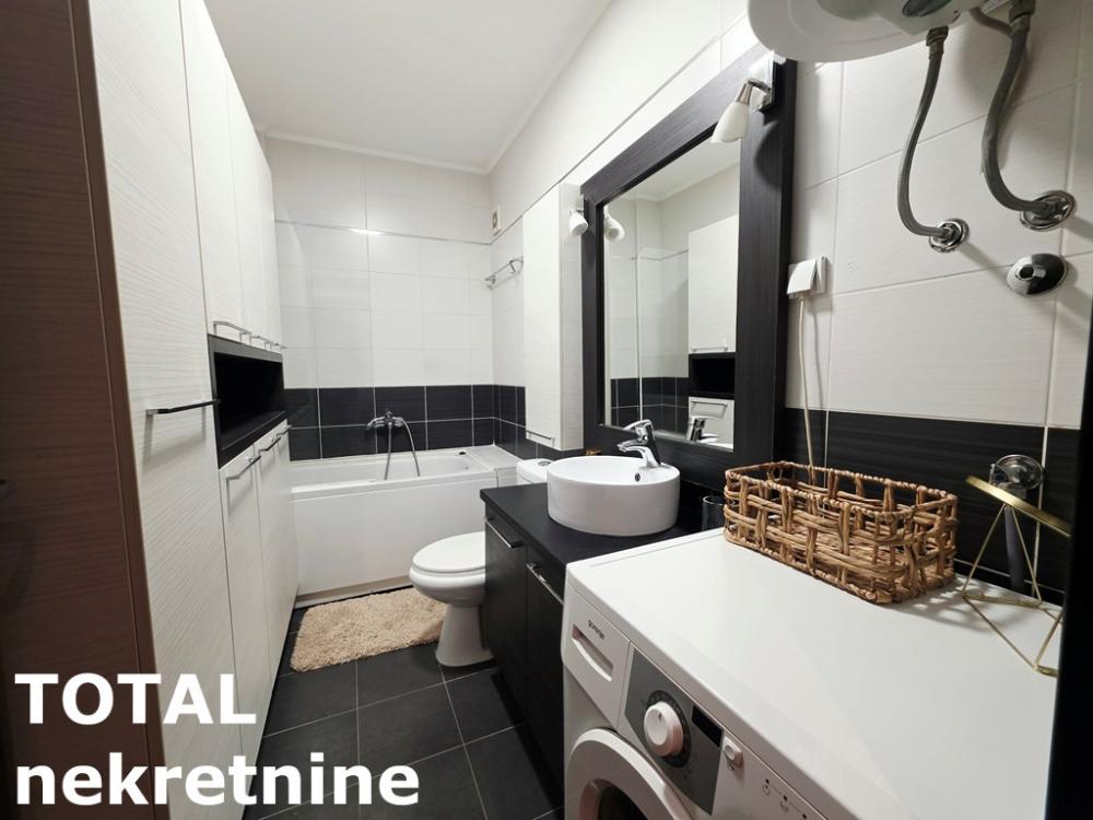 Slika 6 - Stan,NOVI SAD,CENTAR,kv: 40.00, € 153000, ID: 1103121