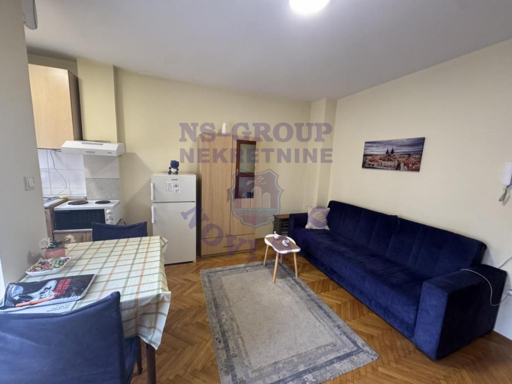 Slika 1 - Prodaja stana, 24m2, Podbara Novi Sad, sa terasom