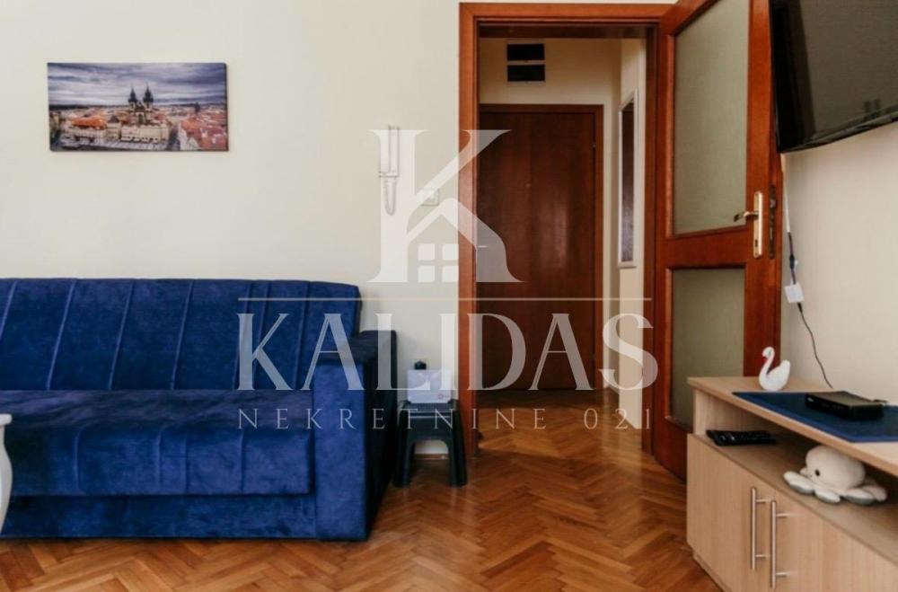 Slika 1 - Stan,NOVI SAD,PODBARA,kv: 24, € 87550, ID: 1008998