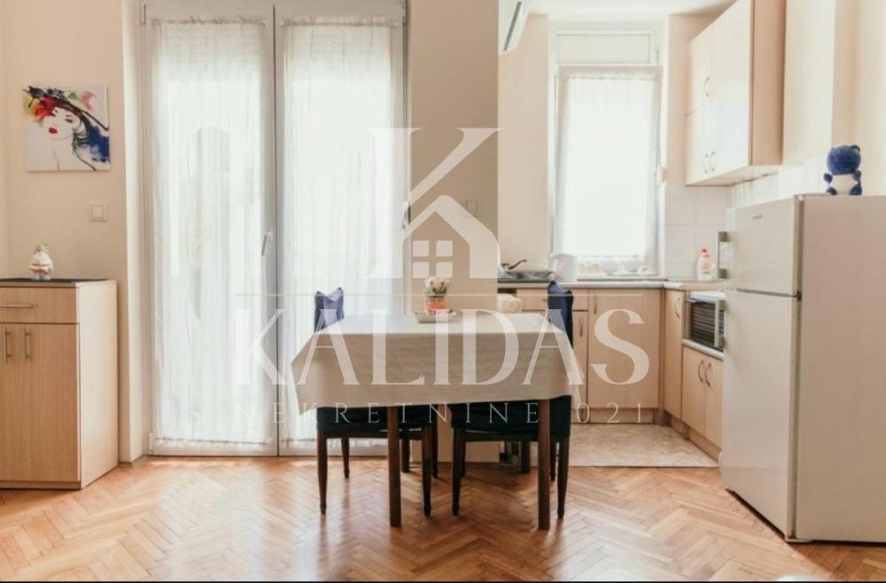 Slika 4 - Stan,NOVI SAD,PODBARA,kv: 24, € 87550, ID: 1008998