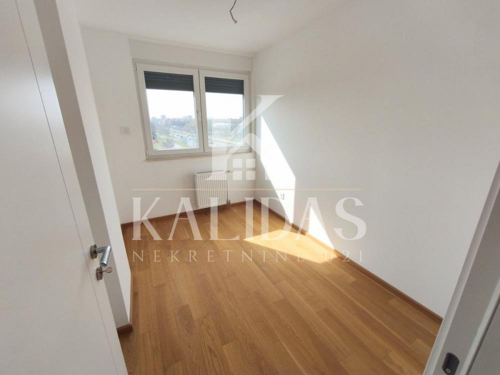 Slika 7 - Stan,NOVI SAD,NOVA DETELINARA,kv: 58, € 194200, ID: 1008994