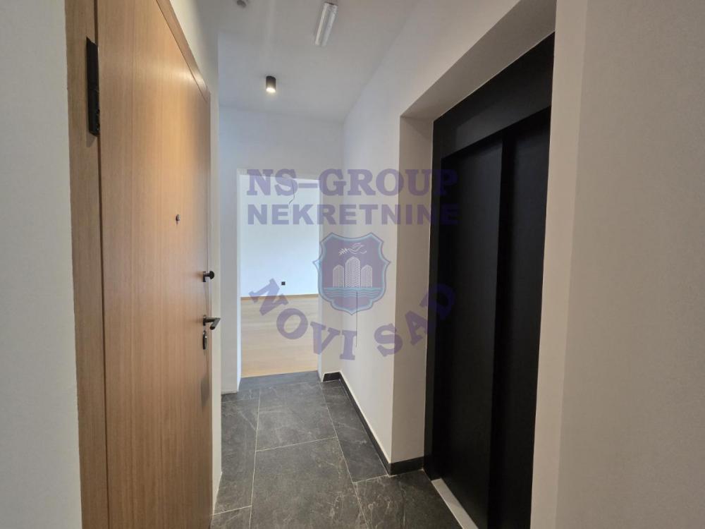 Slika 11 - Fantastičan penthouse sa krovnom terasom na Grbavici! 