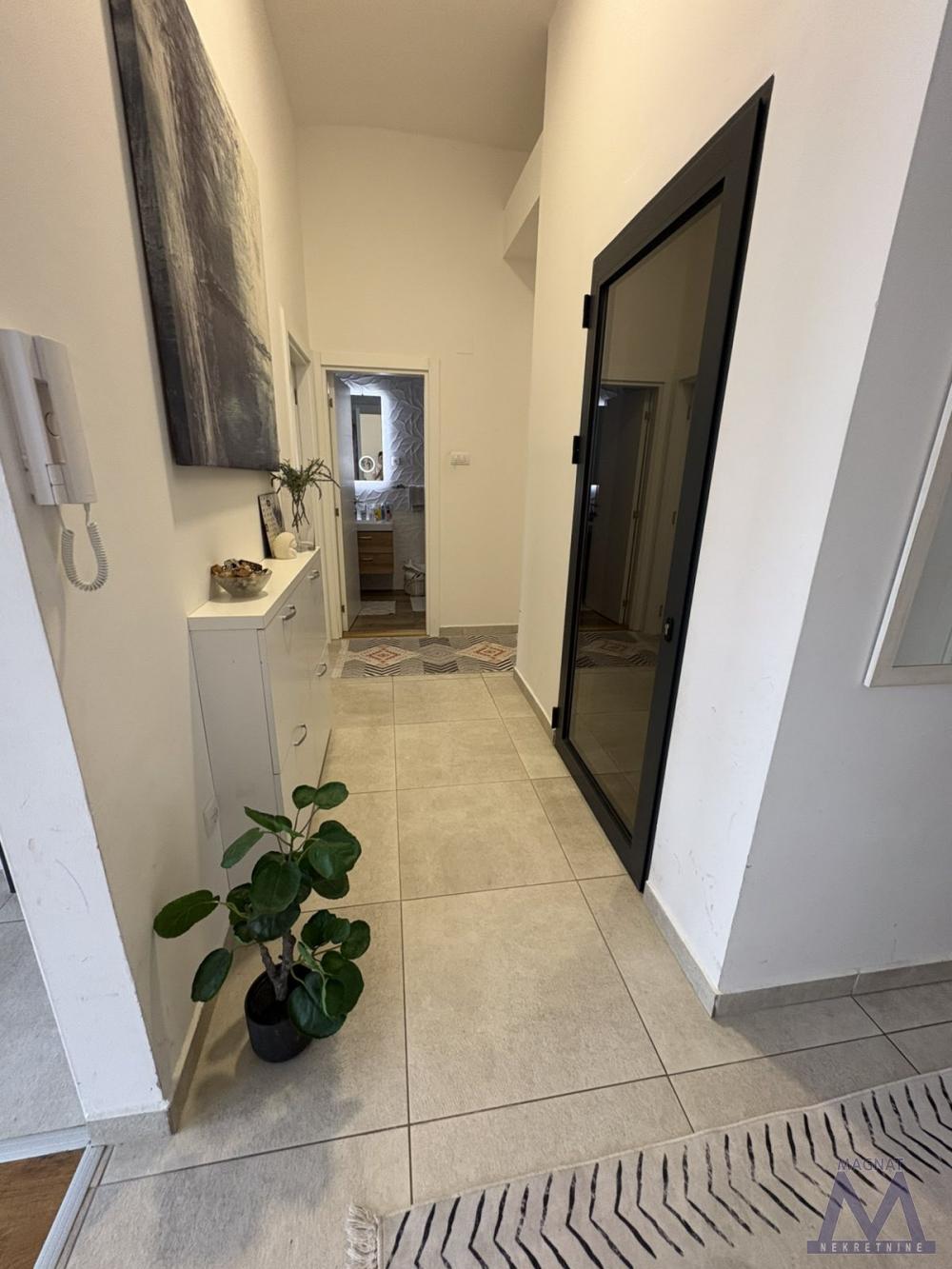 Slika 5 - Stan,PETROVARADIN,PETROVARADIN,kv: 99, € 247200, ID: 1019443