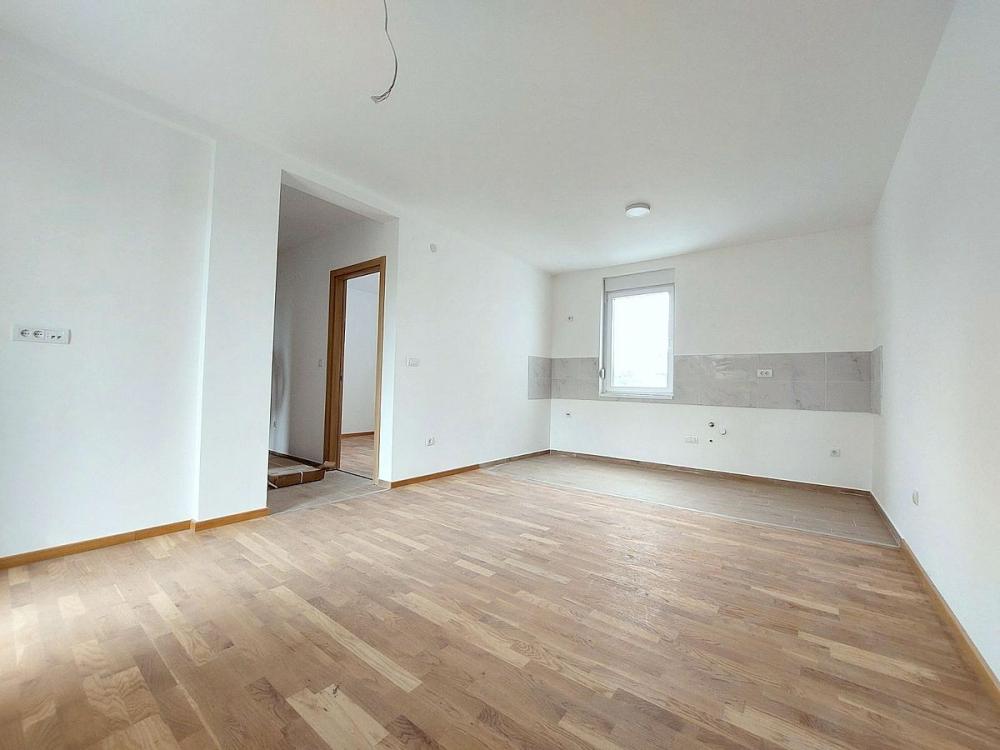 Slika 2 - Stan,NOVI SAD,VETERNIČKA RAMPA,kv: 53, € 132000, ID: 1009003