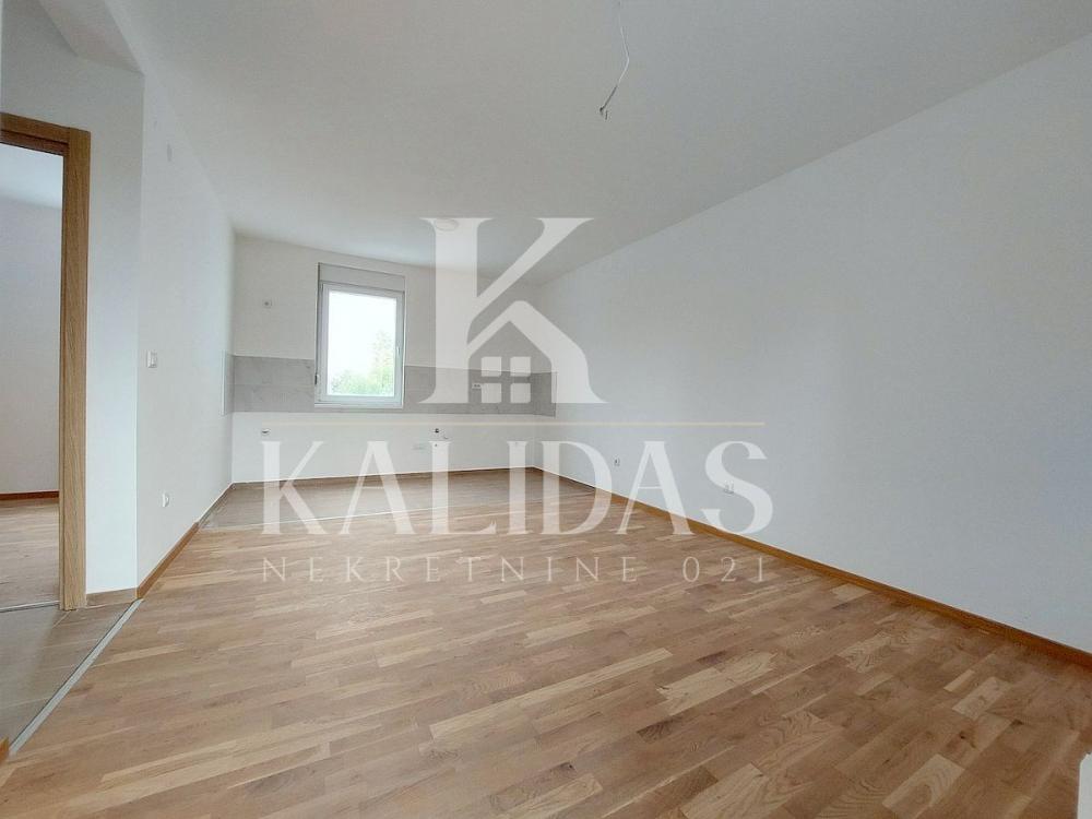 Slika 3 - Stan,NOVI SAD,VETERNIČKA RAMPA,kv: 53, € 132000, ID: 1009003