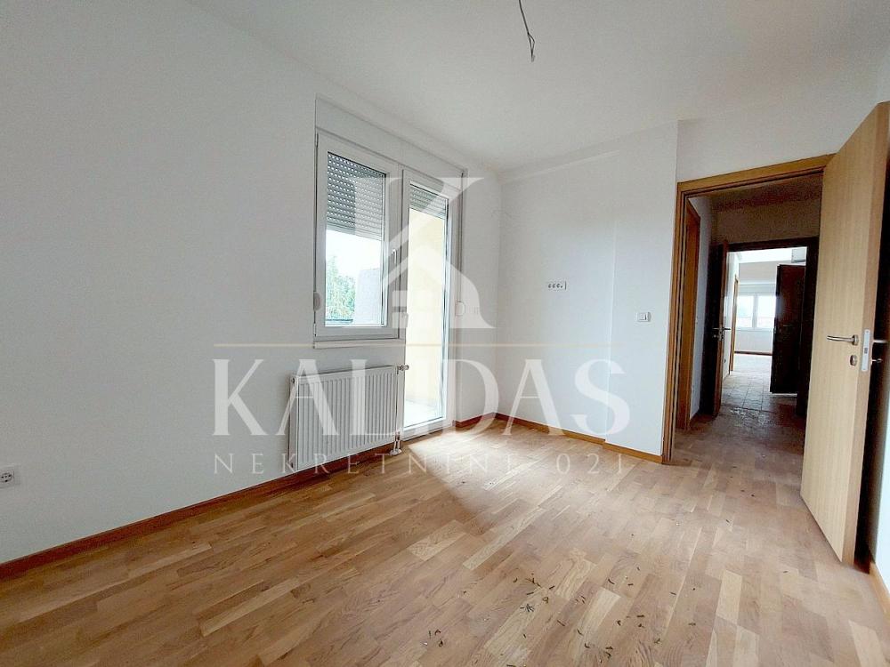 Slika 9 - Stan,NOVI SAD,VETERNIČKA RAMPA,kv: 107, € 206000, ID: 1009000
