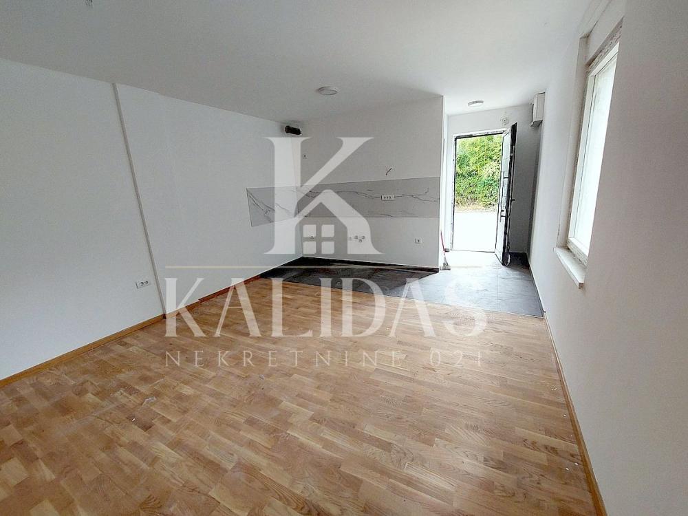 Slika 2 - Stan,NOVI SAD,VETERNIČKA RAMPA,kv: 26, € 50900, ID: 1009005
