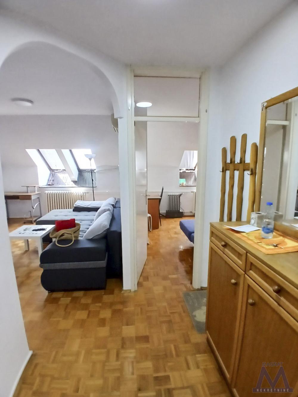 Slika 4 - Stan,NOVI SAD,LIMAN 4,kv: 45, € 120000, ID: 1019444