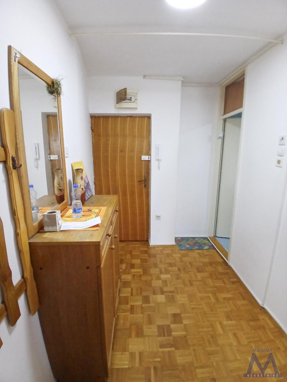 Slika 7 - Stan,NOVI SAD,LIMAN 4,kv: 45, € 120000, ID: 1019444