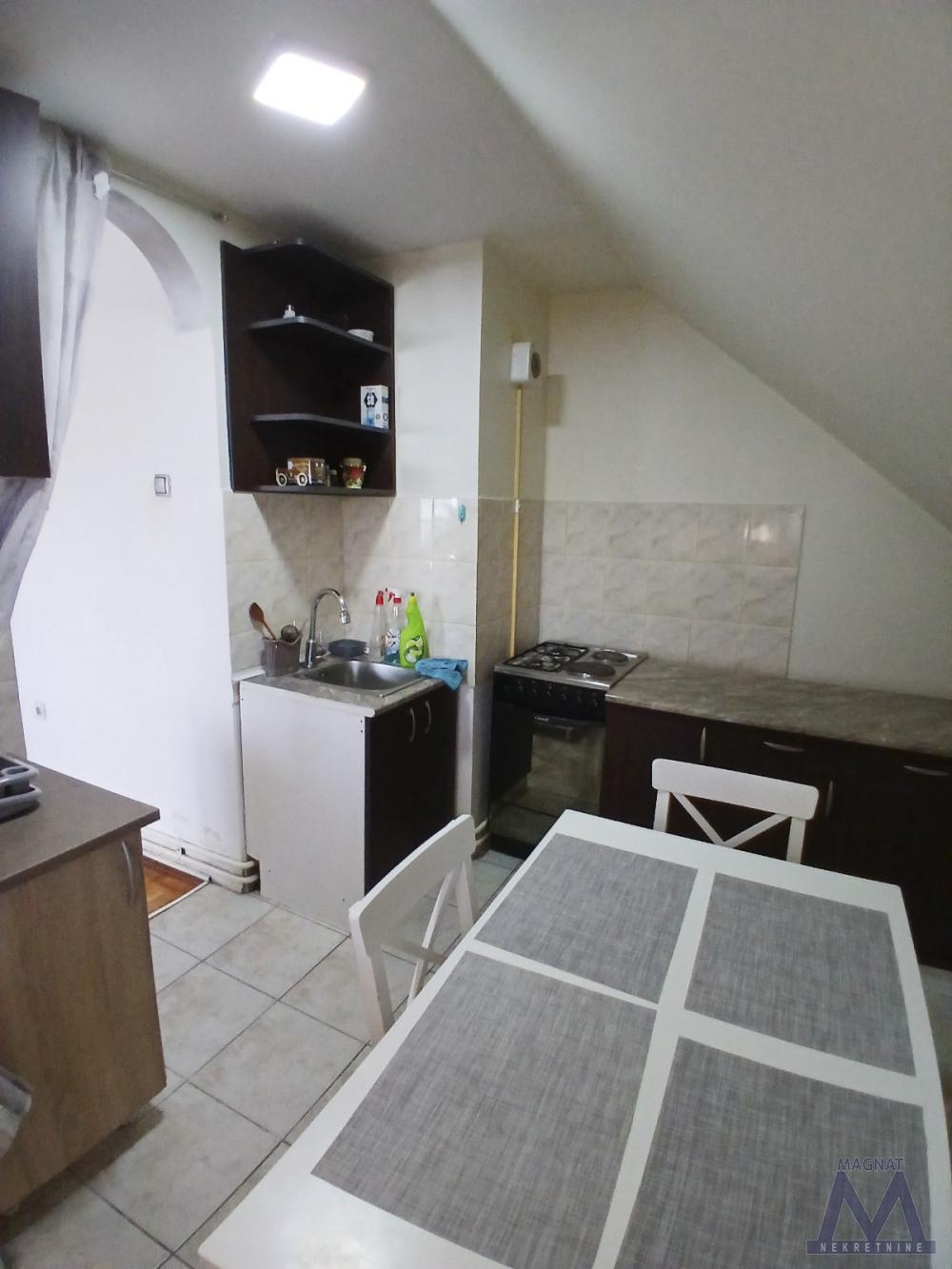 Slika 6 - Stan,NOVI SAD,LIMAN 4,kv: 45, € 120000, ID: 1019444