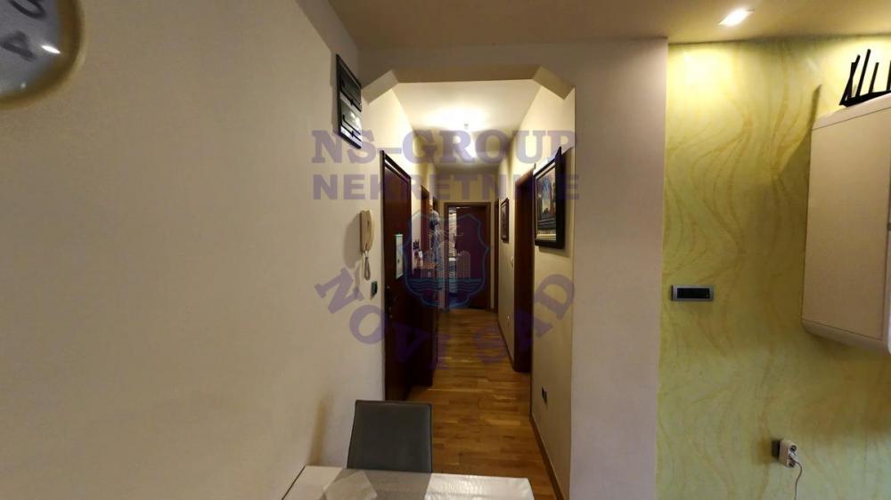 Slika 10 - Četvorosoban u srcu Novog Sada