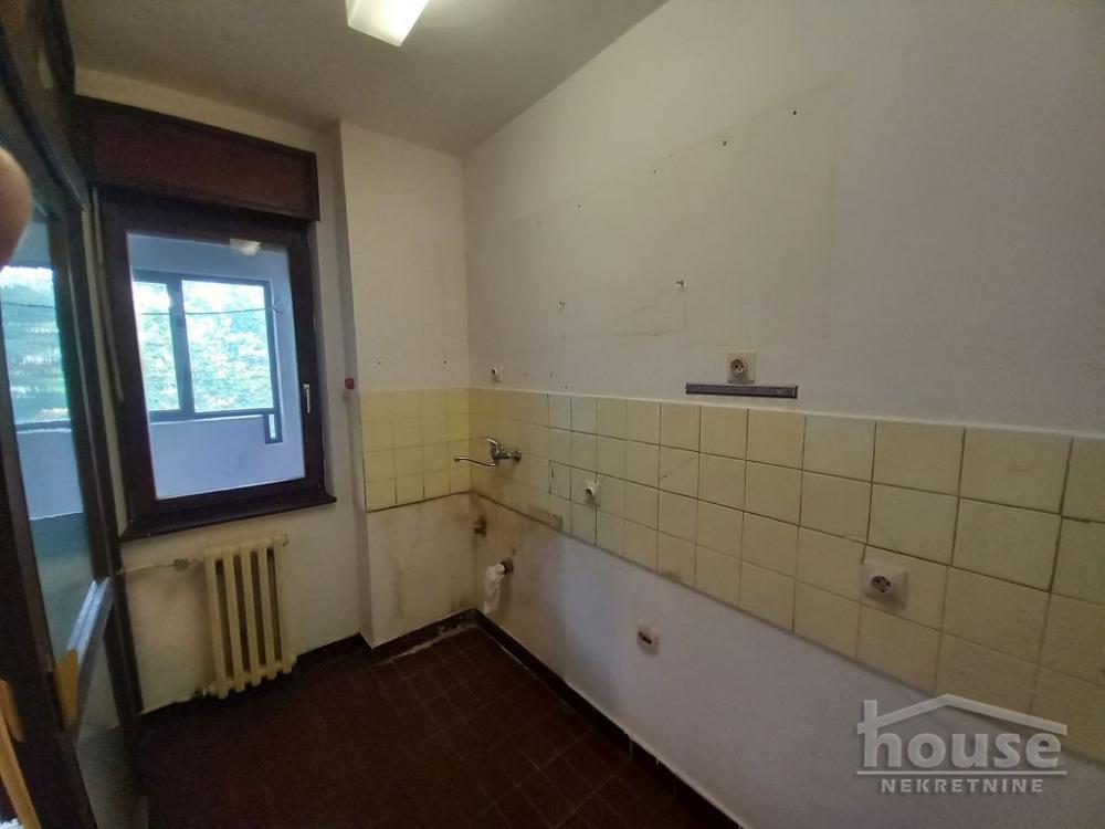 Slika 8 - Stan,NOVI SAD,SAJAM,kv: 70.00, € 150000, ID: 1061522
