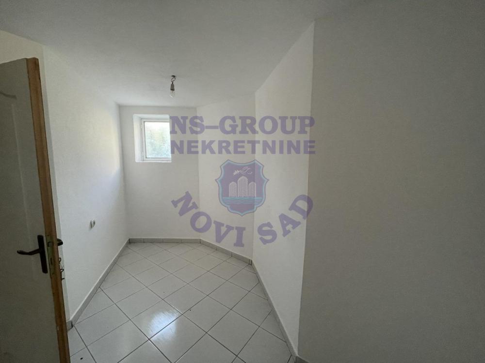 Slika 9 - Dvosoban, 47m2, Petrovaradin Novi Sad