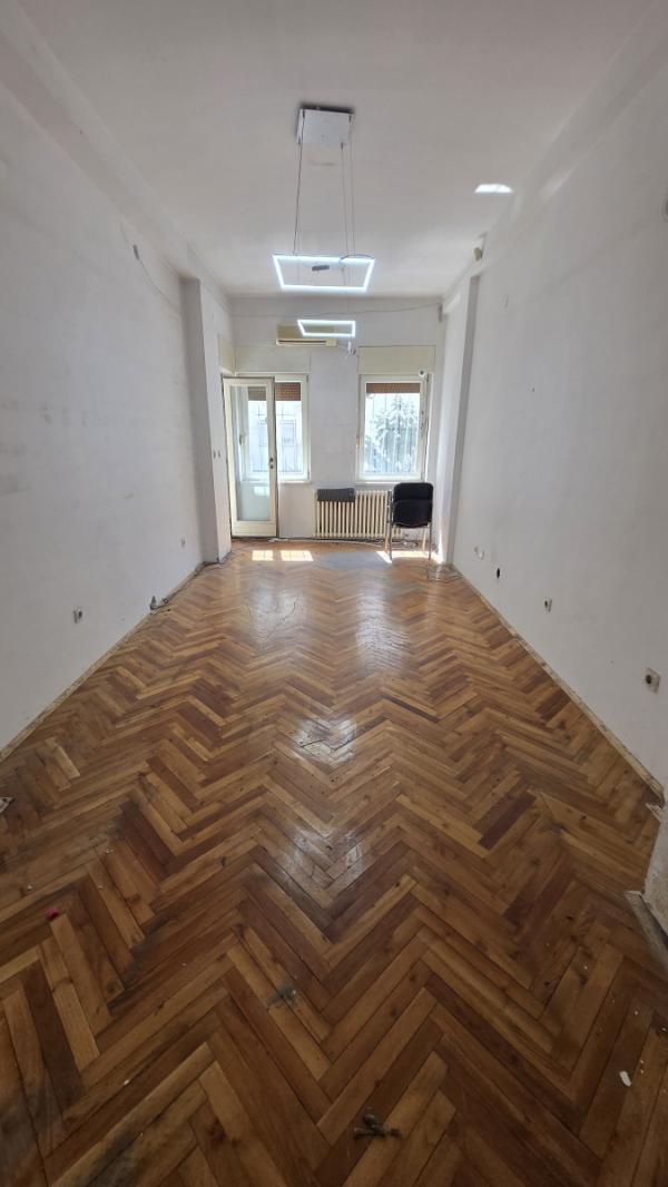 Slika 2 - Stan,NOVI SAD,BULEVAR,kv: 56.00, € 133900, ID: 1059733