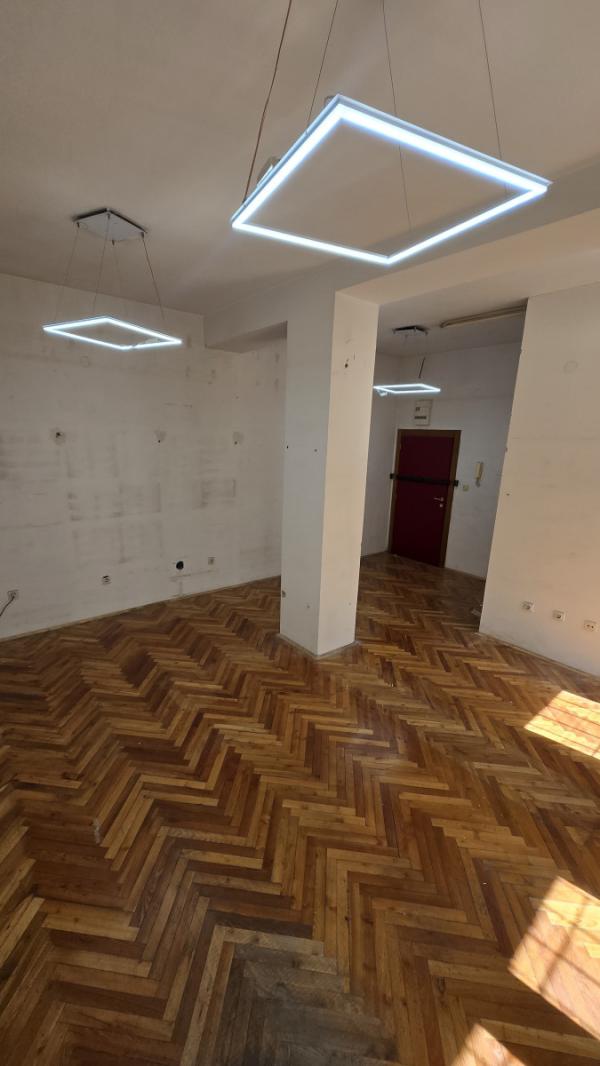 Slika 7 - Stan,NOVI SAD,BULEVAR,kv: 56.00, € 133900, ID: 1059733