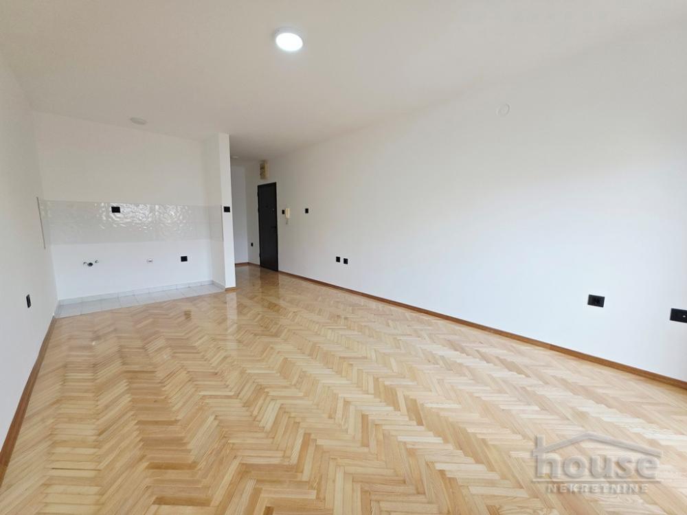 Slika 3 - Stan,NOVI SAD,CARA DUŠANA,kv: 31.00, € 105400, ID: 1066280