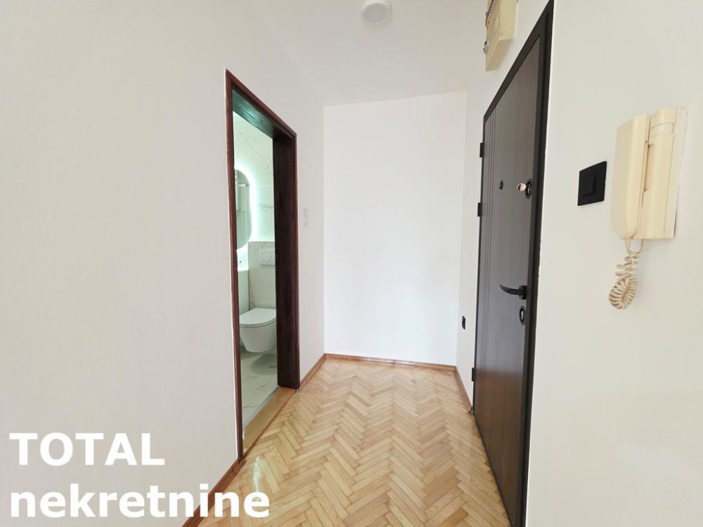 Slika 7 - Stan,NOVI SAD,CARA DUSANA,kv: 31.00, € 105400, ID: 1103126